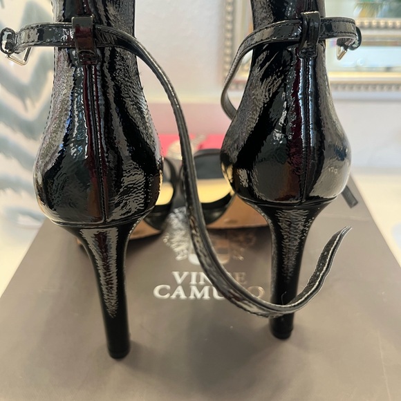 New in box! Vince Camuto Balindia Platform Sandal.  Black - Picture 7 of 7